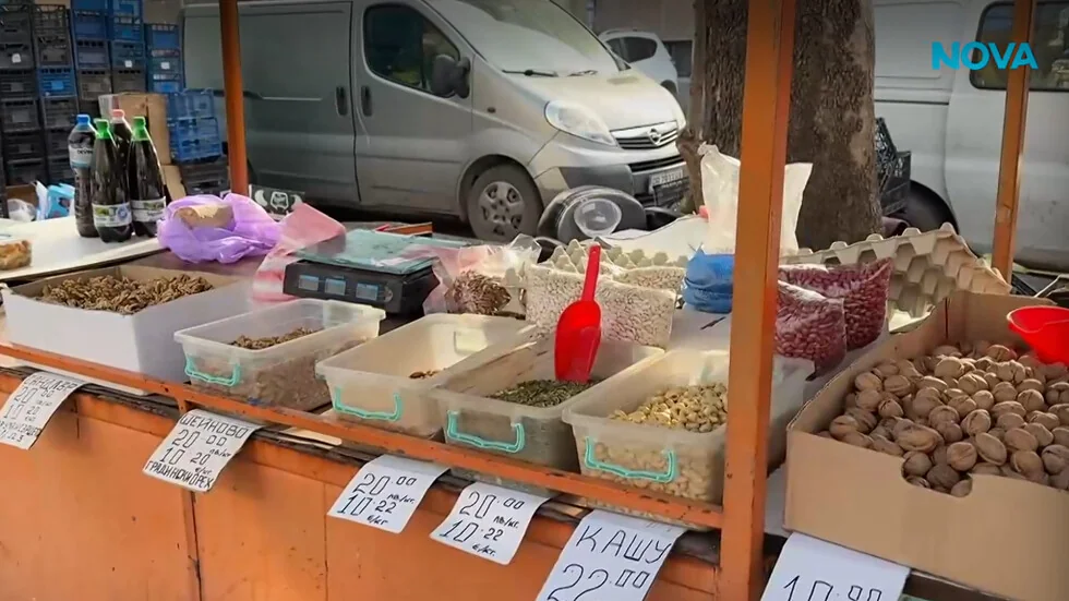 Evro na pijaci Mladežka u Plovdivu: Između leva, kalkulatora i borbe za opstanak