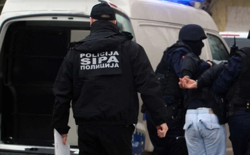SIPA u akciji: Vrše se pretresi na četiri lokacije