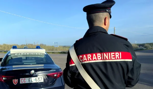 Rumunski vozač pogođen halucinacijama naglo je izašao iz automobila i bacio se u kanal u Italiji