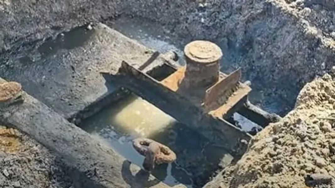 Tajanstvena olupina broda mogla bi da se krije u dubinama Dunava, otkriven neobičan nalaz kod mosta Medve - video