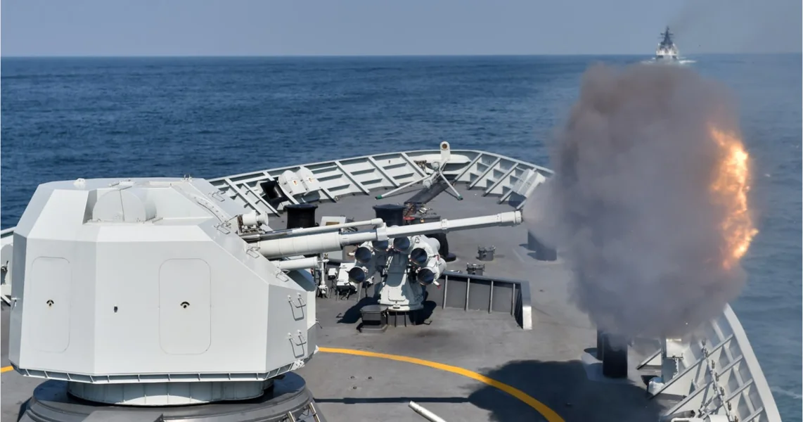 Kina je simulirala blokadu oko Tajvana. Vazdušne rakete vidljive sa obližnjeg ostrva