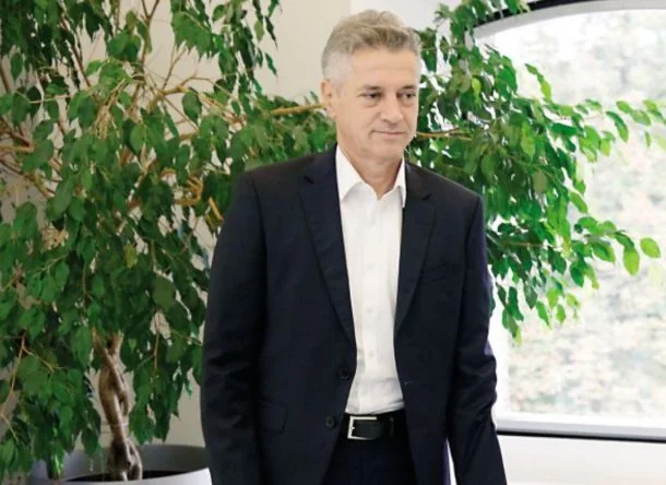 Da li božićnica treba ostati i ubuduće?