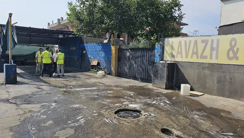 Vodovod i kanalizacije Tirane pokreće nacionalnu akciju za pranje automobila: 31. oktobar poslednji rok za dobrovoljno prekid korišćenja pijaće vode - Shqiptarja.com
