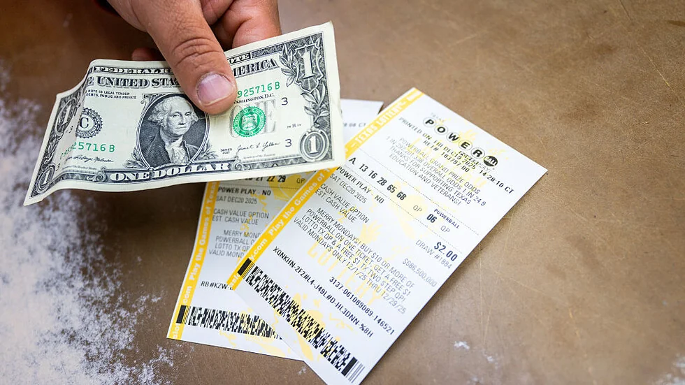 Srećnik osvojio džekpot od 1,8 milijardi dolara na lutriji Powerball