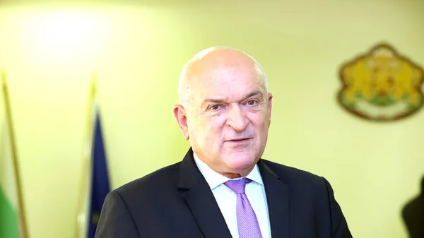 10% smanjenja u Državnoj revizorskoj palati i novi uslovi za mlade auditore