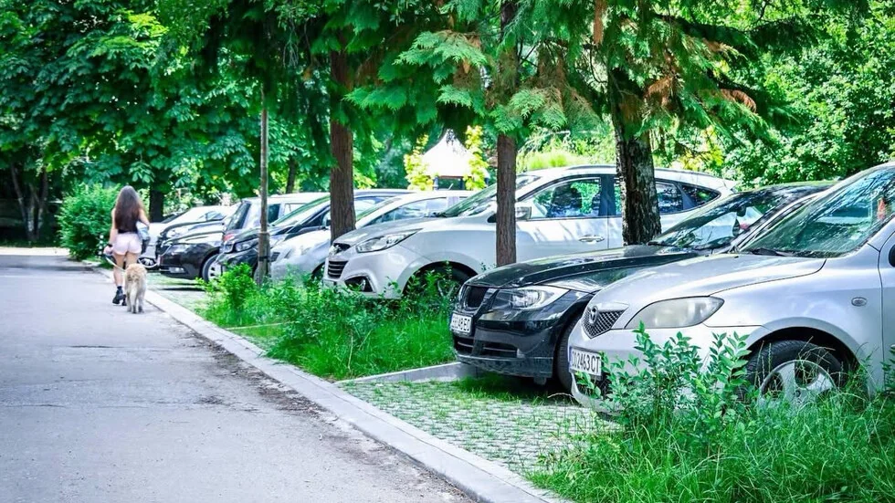 Više parking mesta i novi izgled za više od 200 međblokovih prostora u Sofiji (SLIKE)