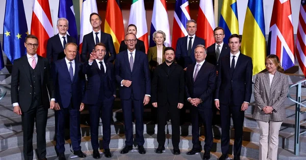 Zapad pregovara sam sa sobom o Ukrajini, Kremlj poručuje: Želimo mir po svojoj meri