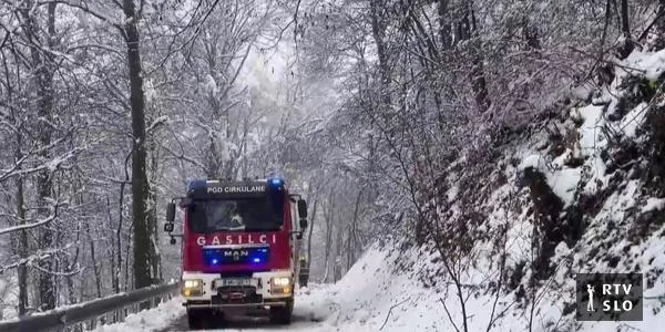 Jos nekoliko desetina potrosaca bez elektricne energije