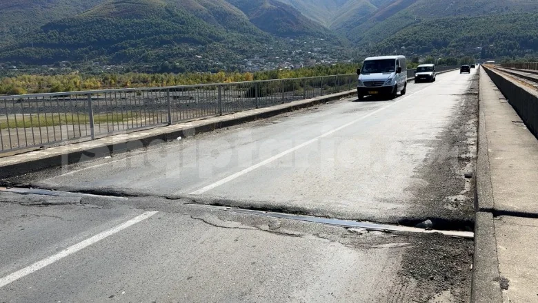Zabrana saobraćaja na mostu na Mati, prelaz vozila teških preko 13 tona zabranjen! ARRSH: Mere predostrožnosti da se ne ošteti (VIDEO) - Shqiptarja.com