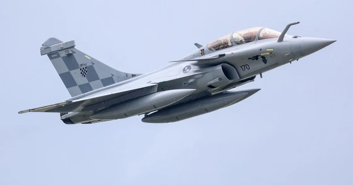 Čiji su veći Rafalei, Plenkovićevi ili Vučićevi? Da smo čekali, sad ne bismo imali nikakve!