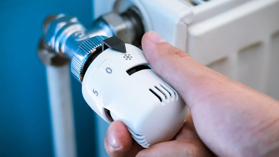 Politico: EK poziva evropske zemlje da smanje potrošnju električne energije i gasa