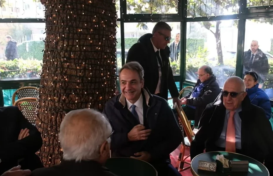 Orbanizacija zemlje kao daska spasa za Mitsotakisa