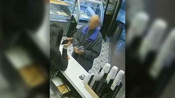 Lažno se predstavio kao državni službenik i tražio 220 evra 'za dosije vatrogasne službe' - Documento