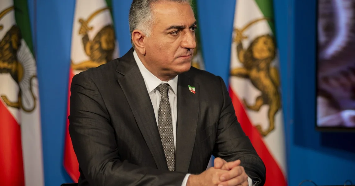 Reza Pahlavi, sin bivšeg šaha, obećava da će se vratiti u Iran iz izgnanstva u SAD: Narod me pozvao da vodim