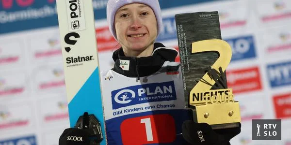 Nika Prevc sa odličnim finalnim skokom osvojila turneju dvodnevnih večera