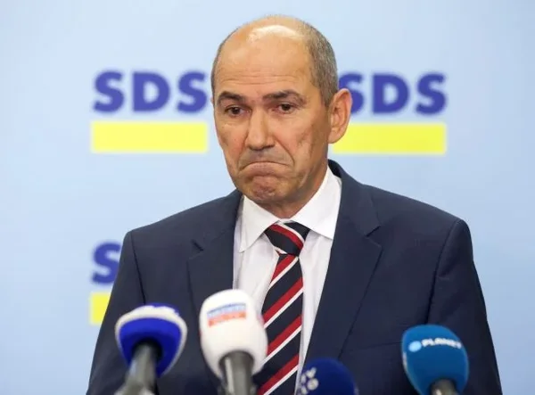 Janša želi da odseče jednu stranu perioda kada je bio komunista, častilac Tita