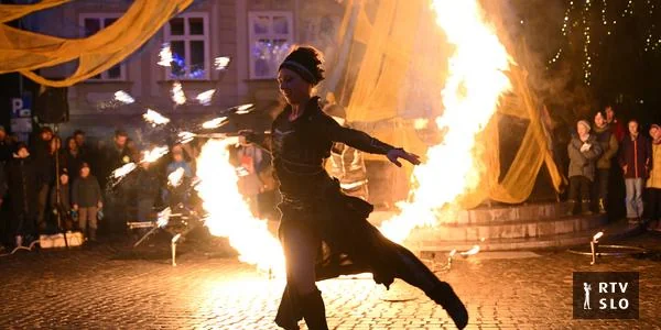 Mnogo smeha i trenutaka koji oduzimaju dah: u Ljubljanu, Maribor i Logatec dolazi Ana Mraz