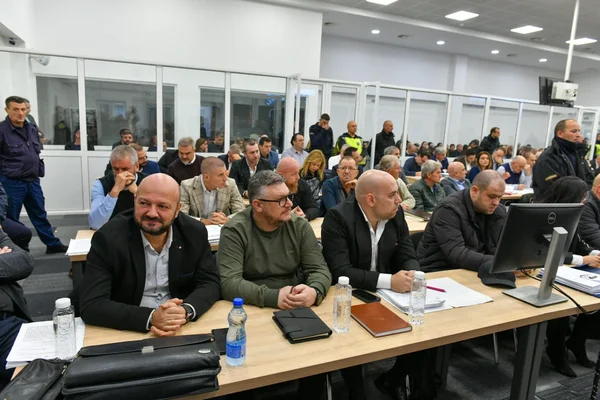 Odbrana sa serijom zabeleški za rad tužilaštva i pravnu konstrukciju optužnice za Puls, suđenje se nastavlja 23. decembra - Nova Makedonija