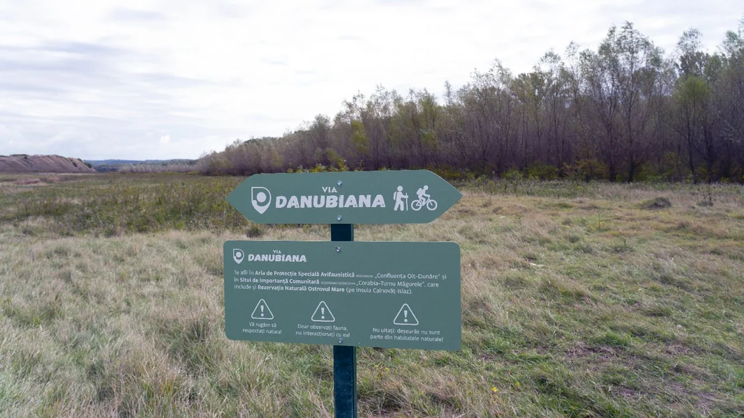 Via Danubiana. Trasa zamišljena duž 1.075 kilometara, od Baziaša do Suline. Pilotni sektor već izgrađen u Giurgiju.