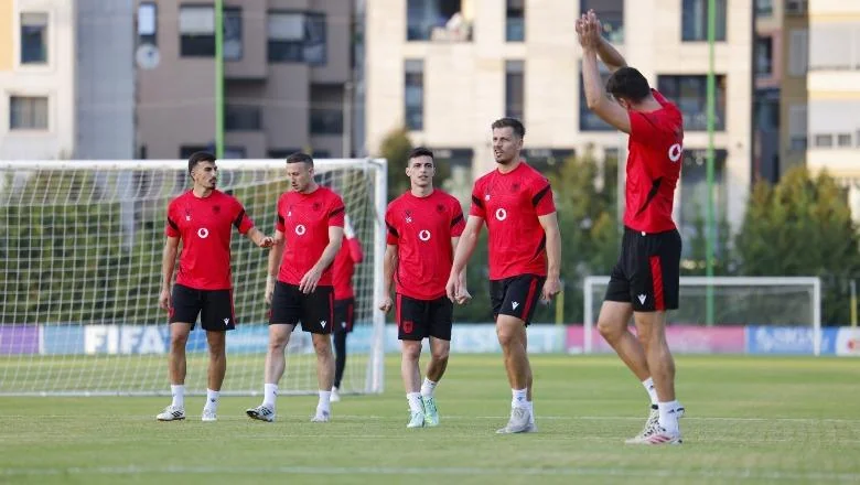 Liga naroda / Pripreme za Belorusiju, trener Maran isprobava taktičke šeme! Asllani radi diferenciranu vežbu, Cake na oporavku