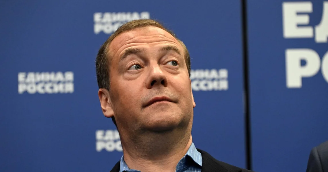 Dmitrij Medvedev tvrdi da bi stanovnici Grenlanda mogli da glasaju za pridruživanje Rusiji: "Neće više da se pojavljuju zvezde na zastavi SAD"