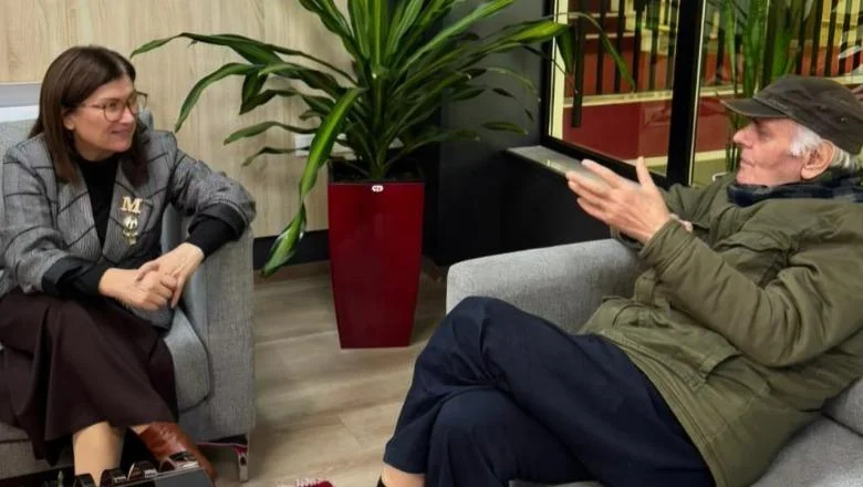 Edison Ypi: Kafa sa Predsednicom Roskovca