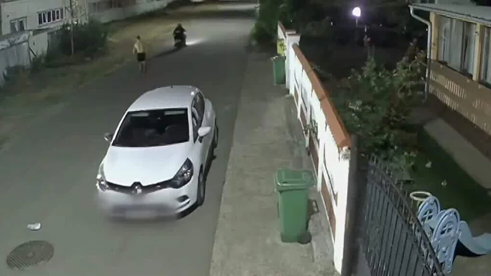 17-godišnjak mačetom harao po ulicama Kamena (VIDEO)