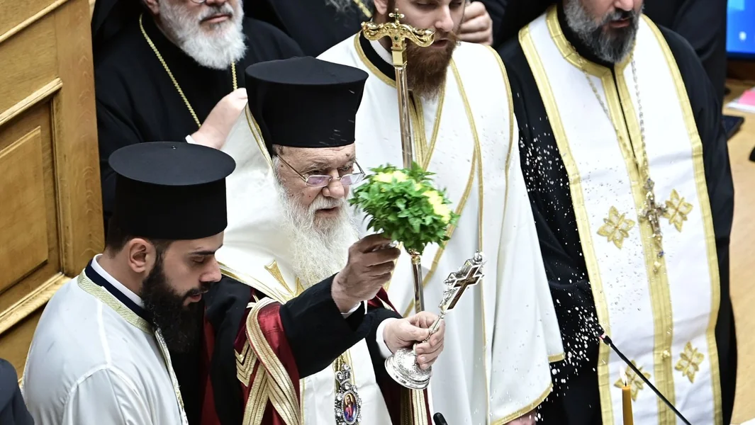 Skupština: Obavljen je blagoslov za novu redovnu sednicu - Ieronimove najbolje želje