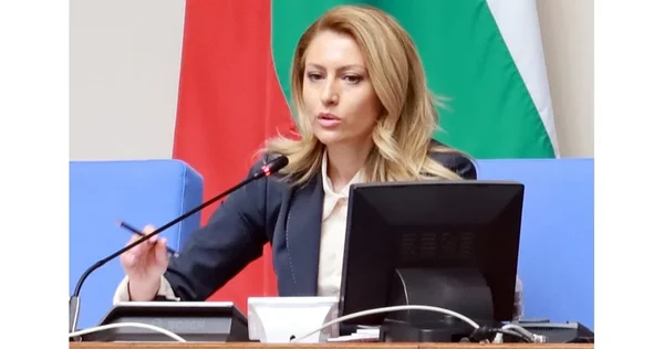 Promena u planu: i redovan budžet ušao u salu, kao i budžet Zdravstvene kase