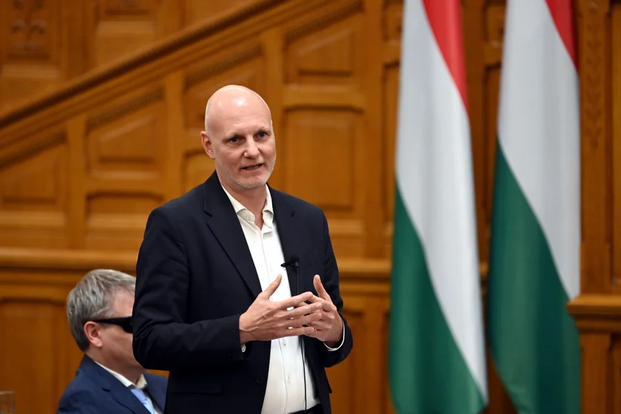 24 hiljade forinti dečijeg jelovnika, 72 hiljade forinti po satu fotografa – šest slučajeva podnosi prijave Ministarstvu nauke i tehnologije