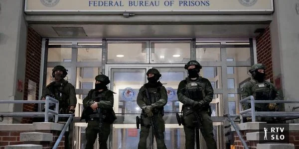 Maduro u centru za pritvaranje u Njujorku. Protesti u američkim gradovima protiv posredovanja.