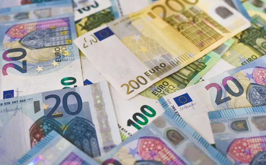 Nova pravila u Nemačkoj: Osobe kojima je potrebna njega mogu dobiti dodatnih 1.000 eura