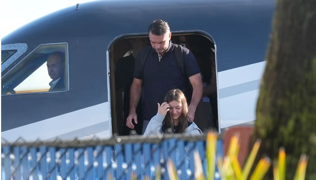 Bloomberg o Bolsonaro: Taj džet koji ga je preveo u SAD pripada kompaniji koja je bila umešana u skandal u Argentini - Documento
