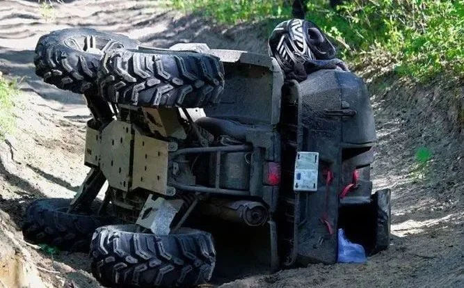 Maloljetnik kod Tomislavgrada zadobio teške povrede nakon pada sa kvada