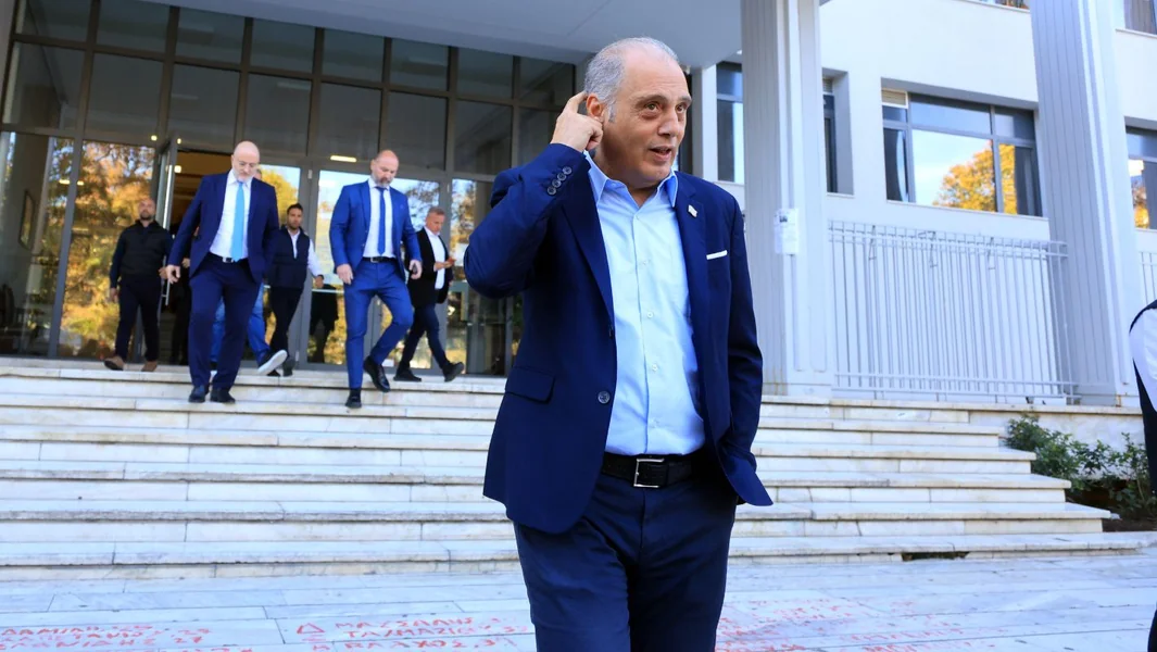 PASOK protiv Velopoulosa: «Autoforakiš» Kyriakou Mitsotakisa - Documento