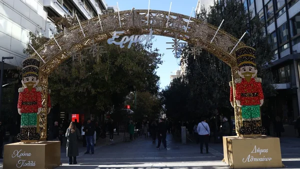 Istraživanje: Inflacija 'seče' božićne kupovine