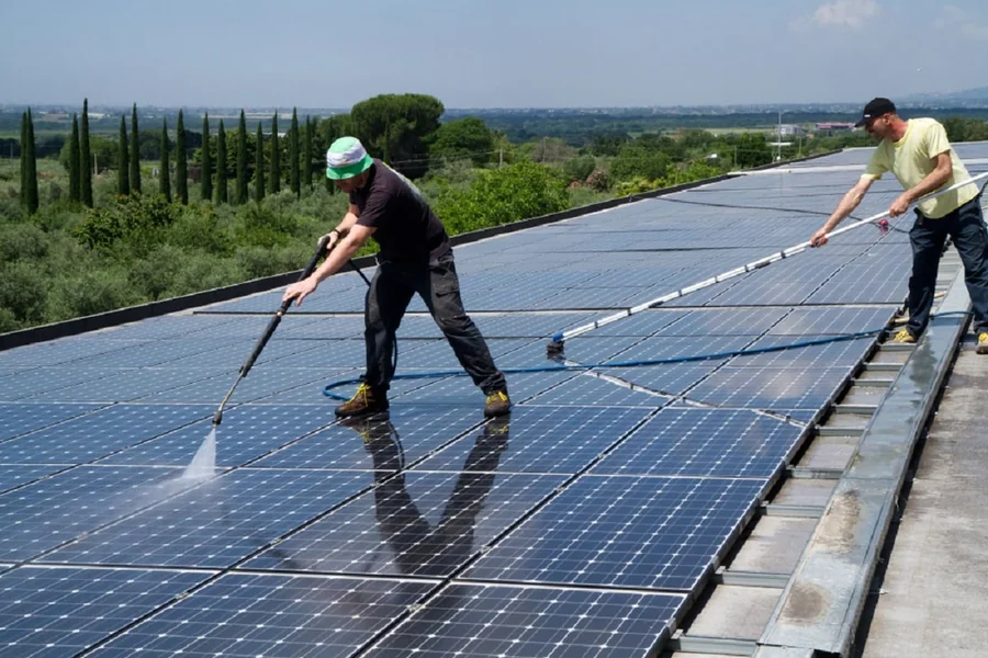 Kako i koliko često se čiste fotonaponski paneli