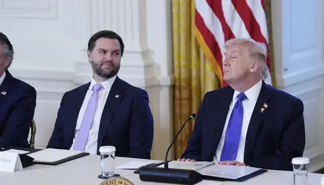 Trump za Grenlandiju: 'Ako mi ne uzmemo Grenlandiju, onda će je Rusija ili Kina uzeti' - Documento