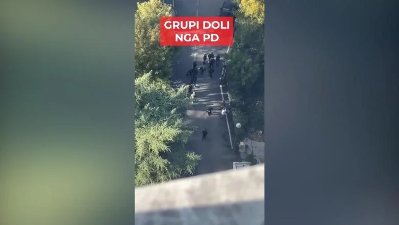 Maske ulaze i izlaze iz sedišta Demokratske partije, Balla objavljuje snimke: Tamo se nalazi depo molotovljevih koktela (VIDEO)