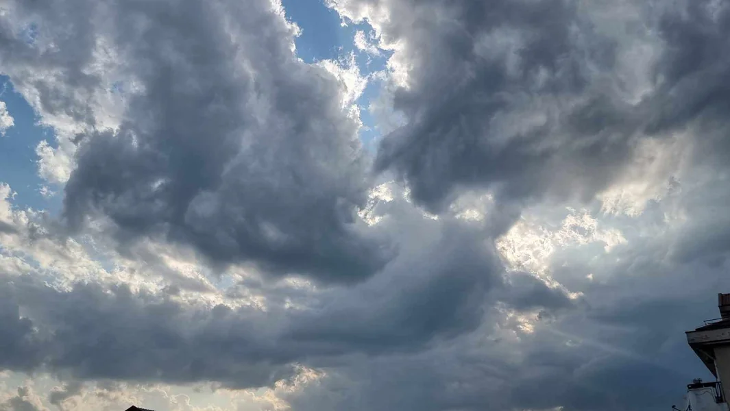 Oblačno i hladno, od utorka ka kraju dana padavine od snega - Nova Makedonija