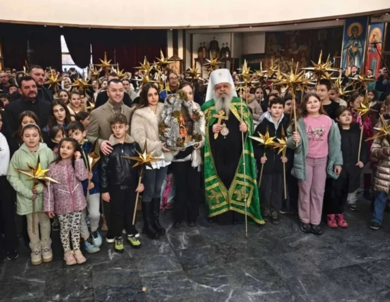 BadnikovI povorke u Sabornom hramu Svetog Klimenta Ohridskog na tradicionalnom susretu sa arhiepiskopom Ohridskim i Makedonskim g.g. Stefan - Nova Makedonija