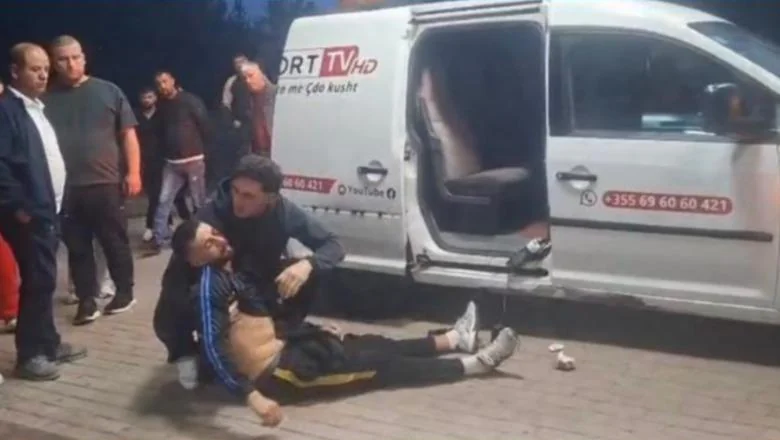 Nasilna protesta / Ministarstvo zdravlja: 23 povređene, među njima jedan poslanik, novinari i policajci! Mladić povređen u oku podvrgnut hitnoj hirurškoj intervenciji - Shqiptarja.com