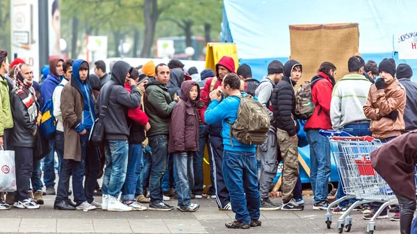 Istraživanje: Evropljani precenjuju broj ilegalnih migranata i žele strože mere