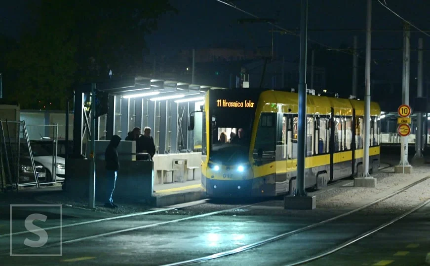 Tramvaji od danas saobraćaju do Hrasnice: Prvi putnici jutros krenuli novom prugom
