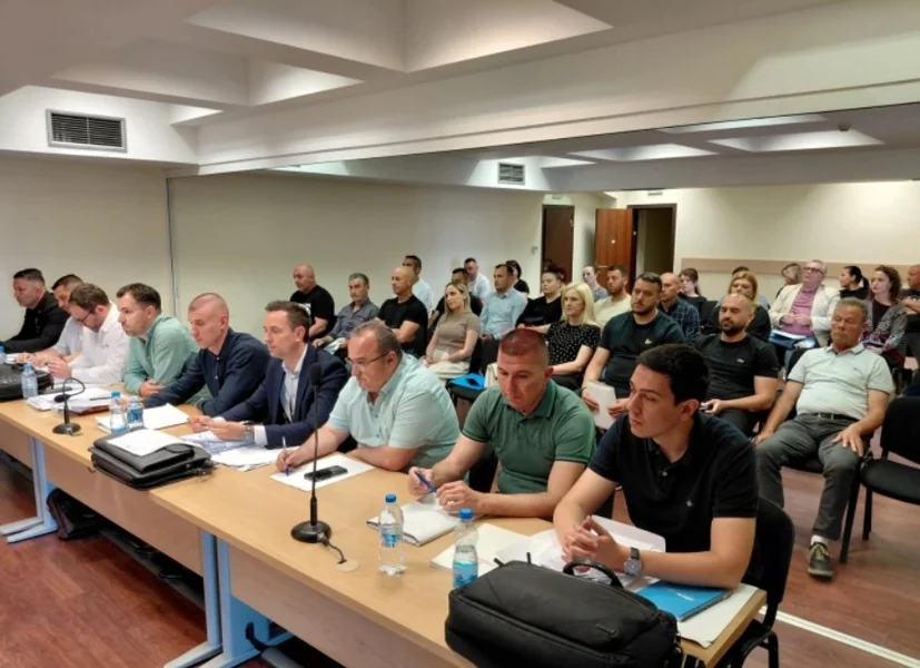 Zbog promene sastava sudskog veća, suđenje protiv 13 policijskih službenika povezanih sa 'Pulse' počinje od početka - Nova Makedonija