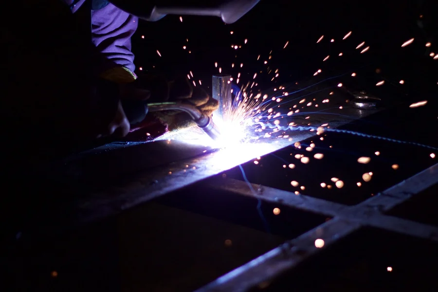 Industrijska proizvodnja beleži blag rast u prvih osam meseci ove godine - Nova Makedonija