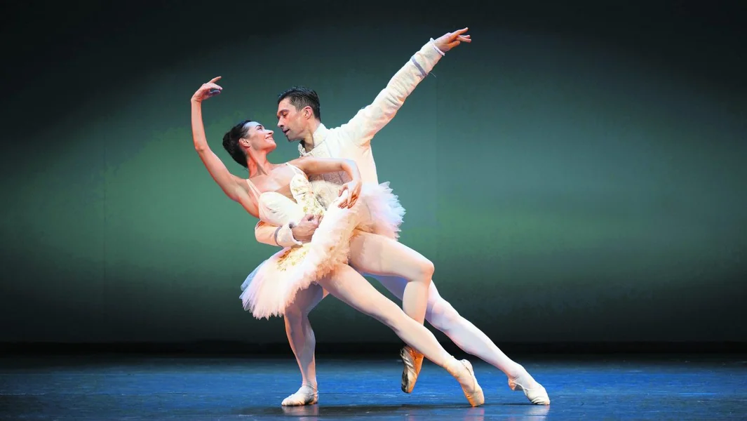 Kritika teatra: 'Karyothraustis' - Documento