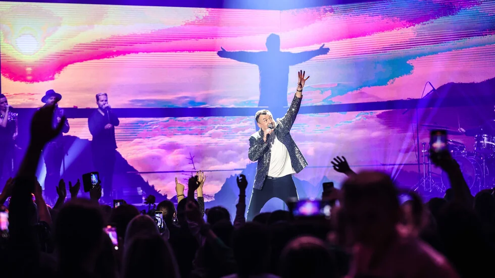 Ljubo Kirov obeležava 25 godina na sceni sa nezaboravnom simfonijskom magijom na NOVA