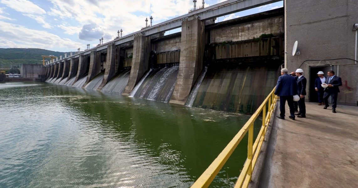Zašto Romuni plaćaju skupu energiju, iako hidroelektrane i nuklearne centrale proizvode energiju po niskim troškovima