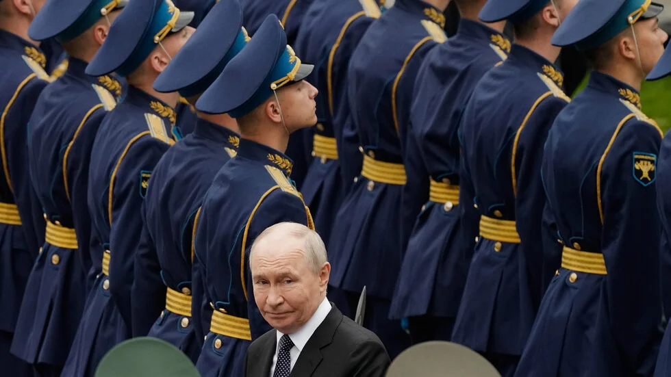 Putin povećao brojnost ruskih oružanih snaga za još 15 500 vojnika